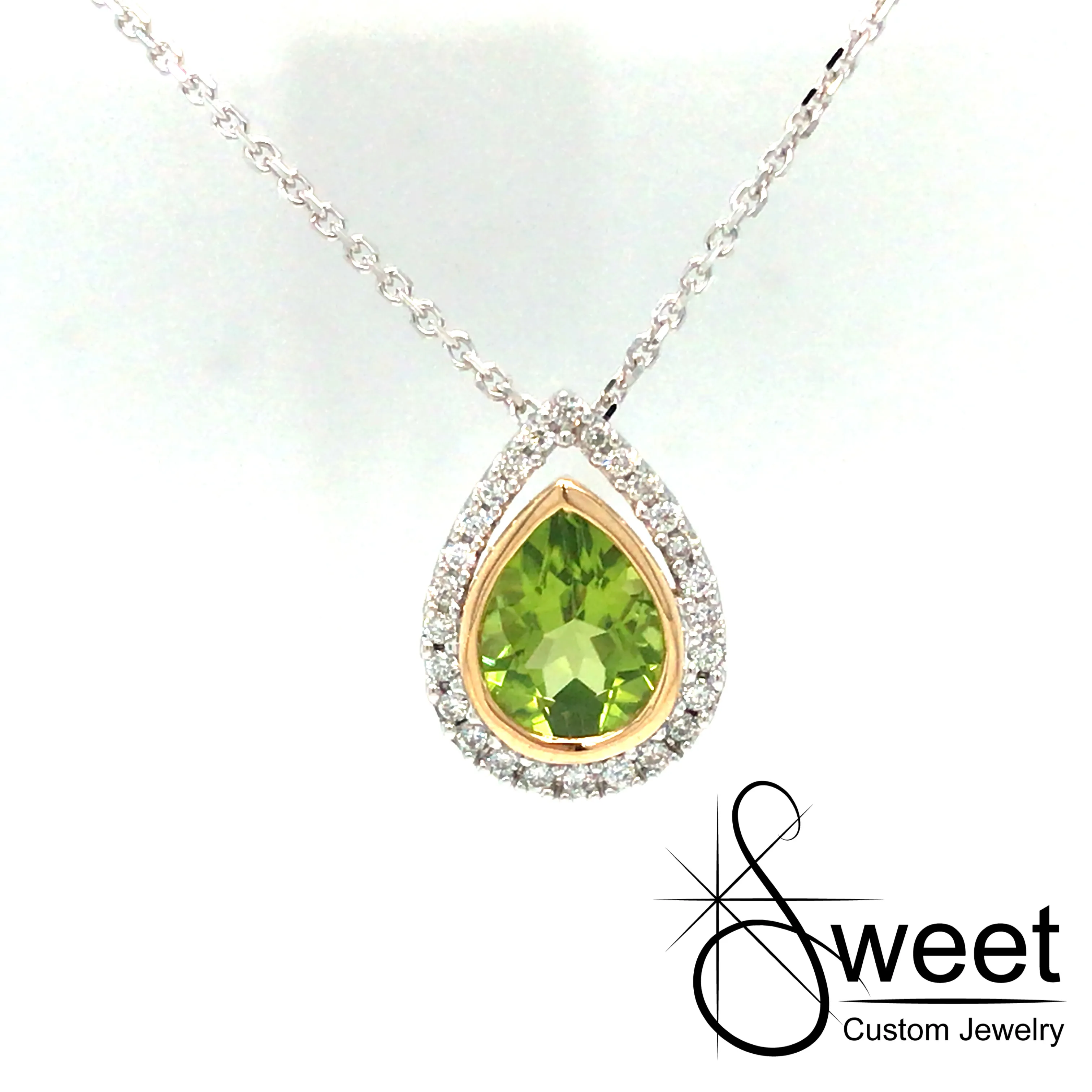 14KT WHITE AND YELLOW GOLD PERIDOT AND DIAMOND PENDANT