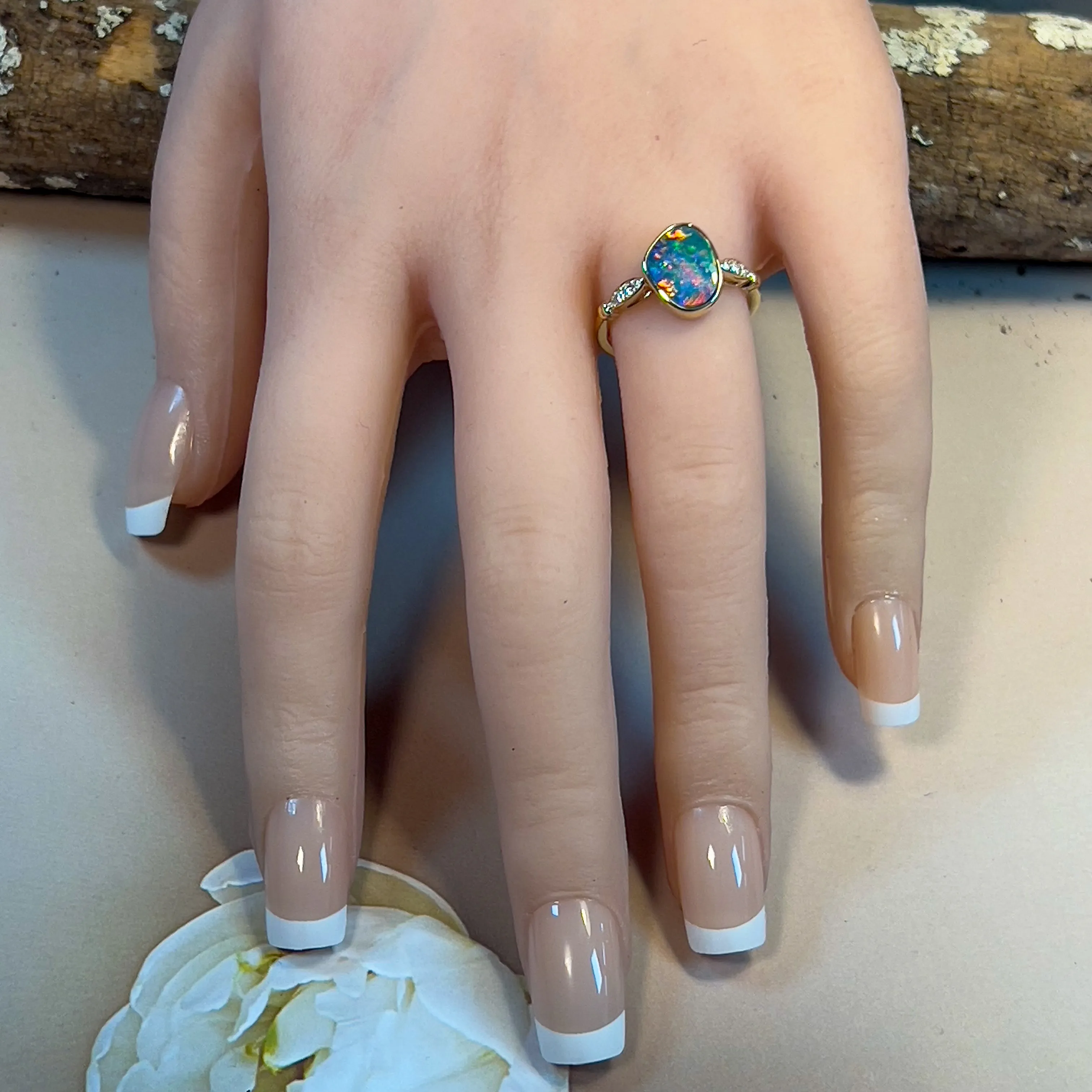14kt Yellow Gold Opal doublet 1.71ct and diamond ring