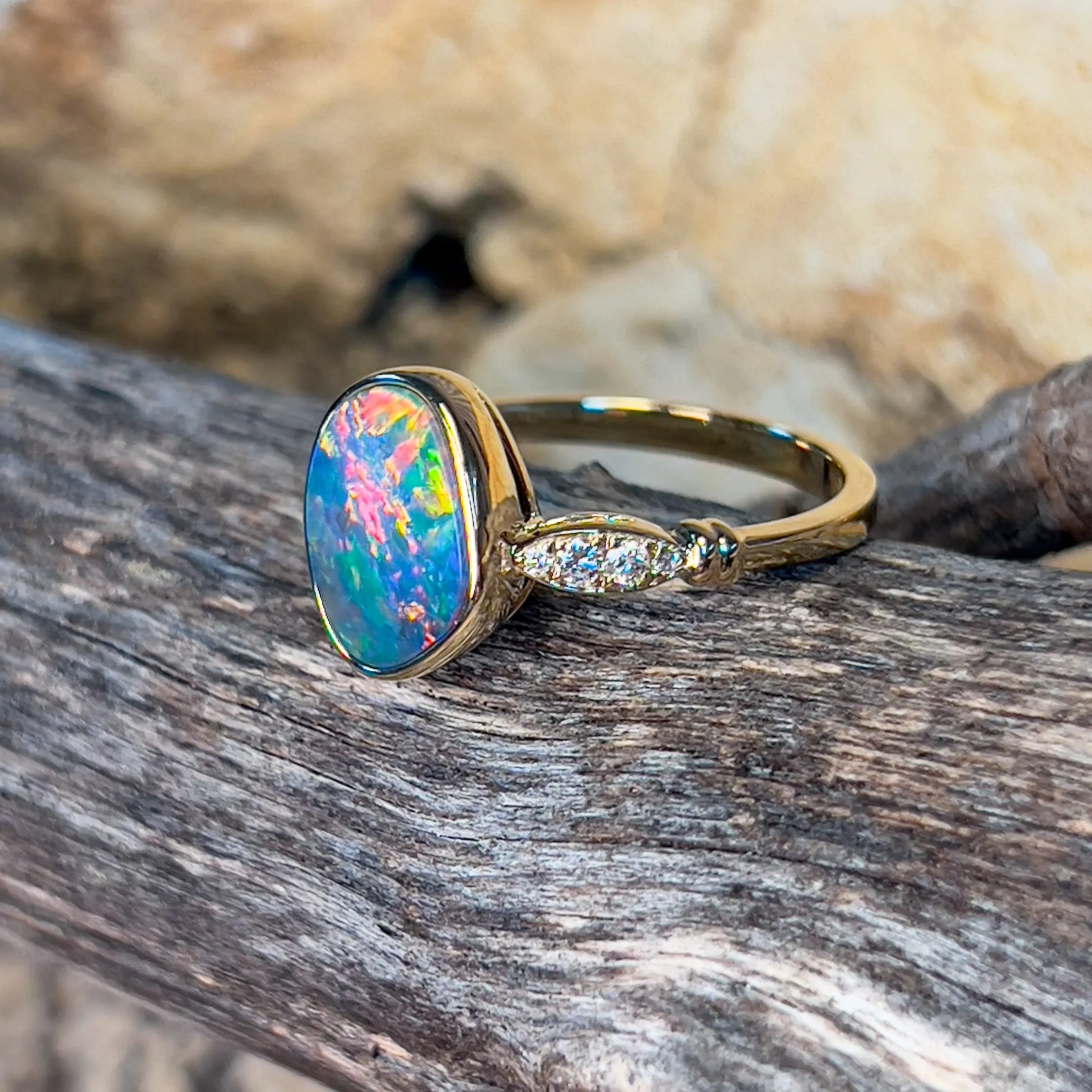 14kt Yellow Gold Opal doublet 1.71ct and diamond ring