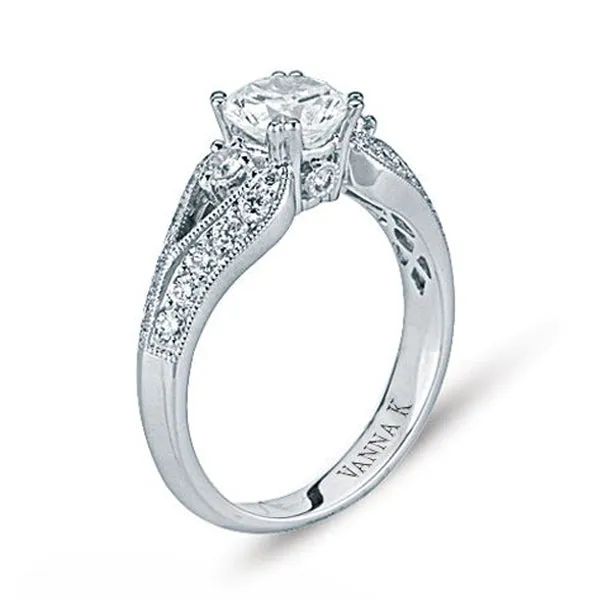 18K White Gold Diamond Engagement Ring