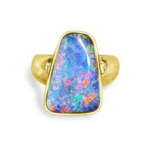 18kt Yellow Gold 5.42ct Queensland Boulder Fire Opal bezel set ring