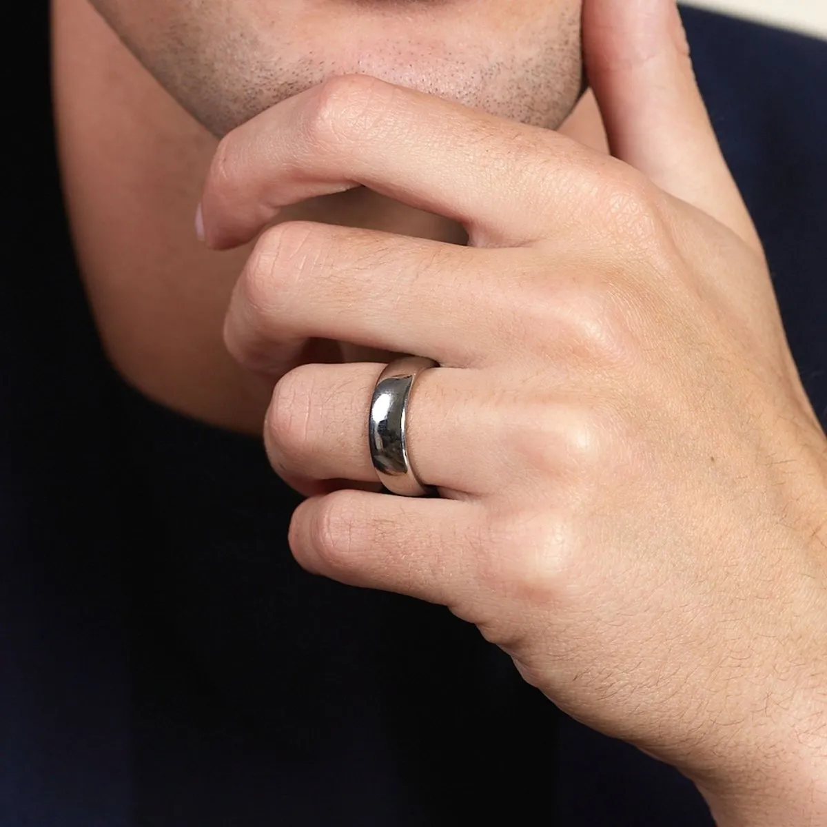 7mm Court Wedding Ring in Platinum
