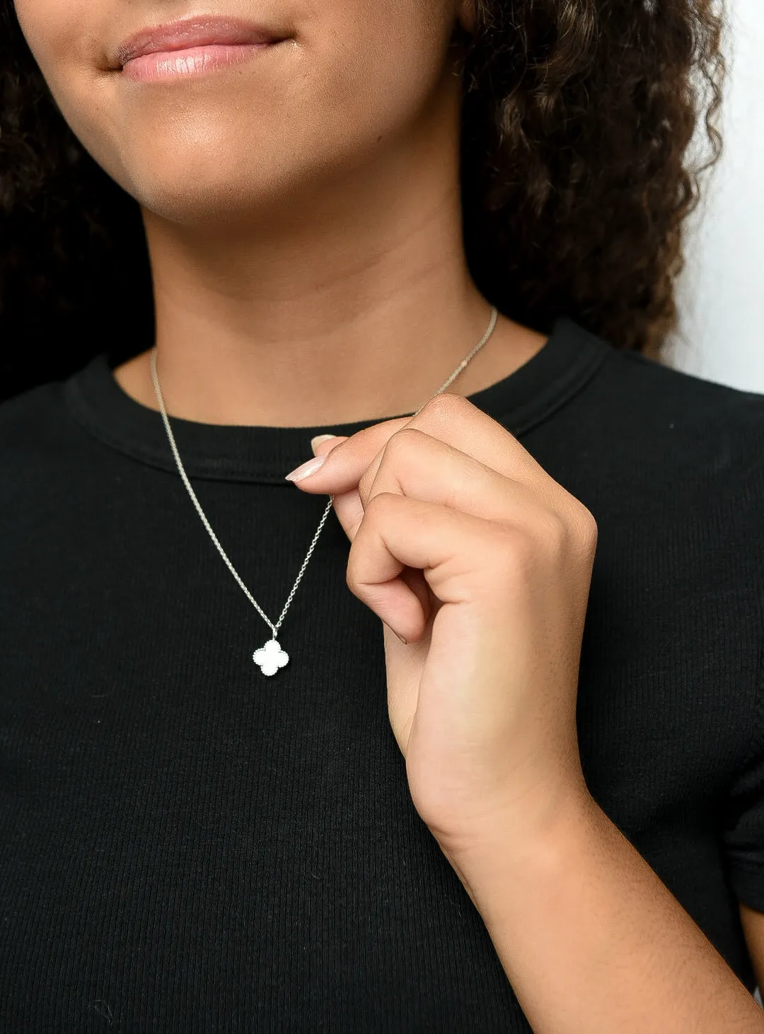 9ct White Gold Mother Of Pearl Clover Pendant