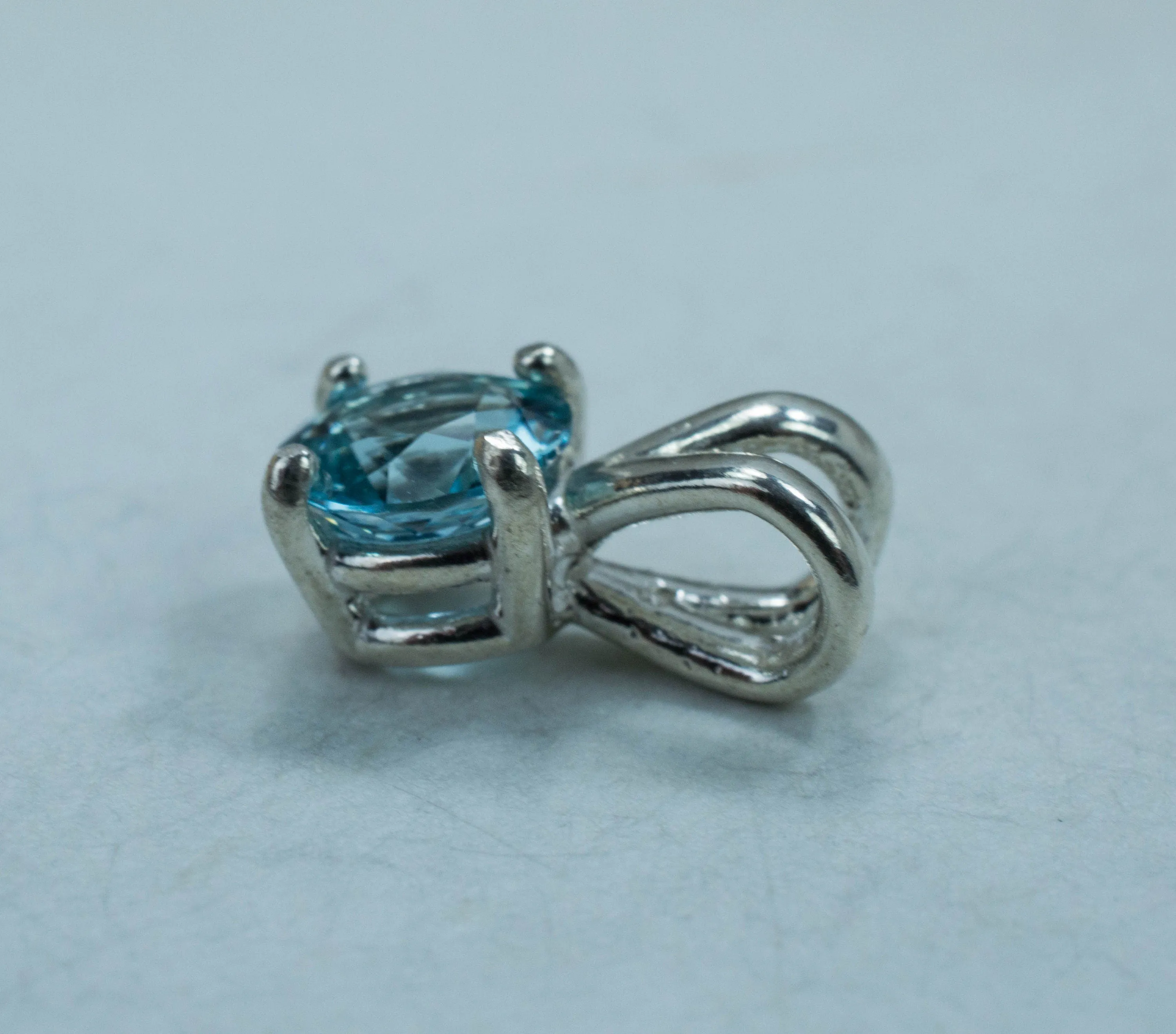 Aquamarine Pendant; Genuine Untreated Mozambique Aquamarine