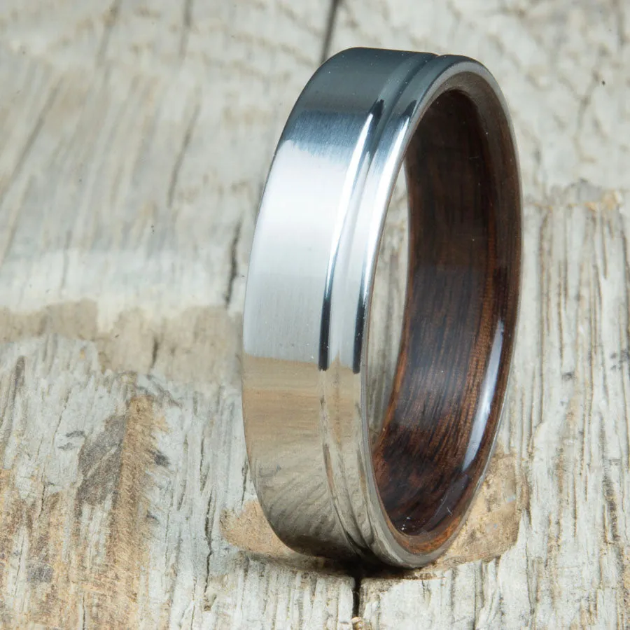 Bentwood Rosewood ring with 6mm polished offset groove titanium