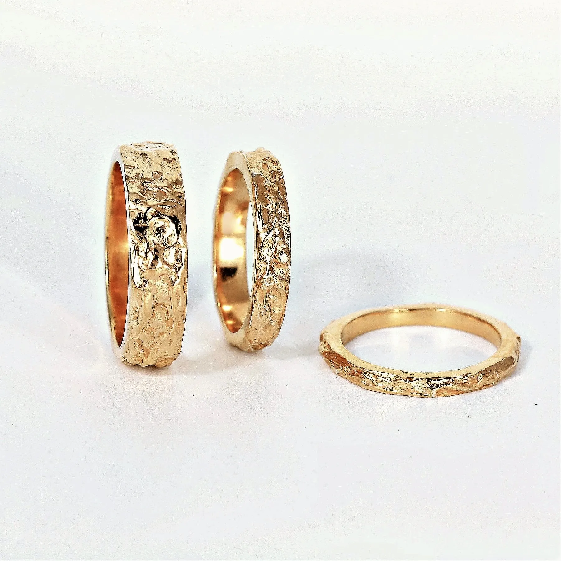 Gold Rustic Treasure Ring 3.5 mm