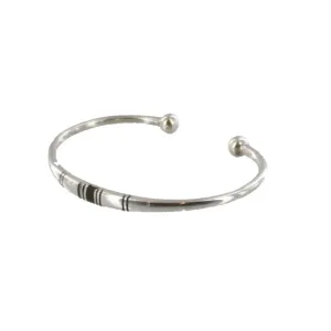 MUNITAS||Silver Bangle with Round Caps||The Azel Collection