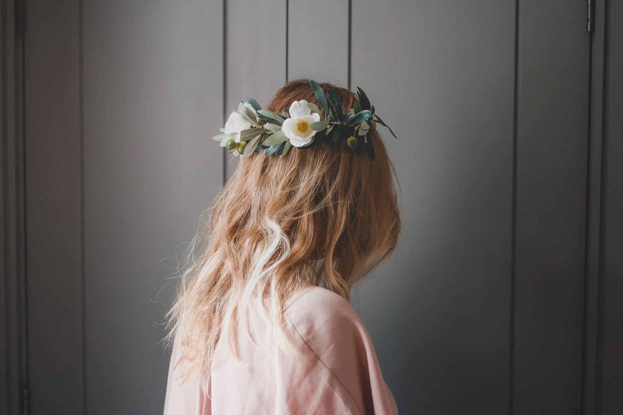 Olive branch wedding crown, olive leaves and cream blossoms, wedding crown, boho wedding crown, Greek style wedding crown