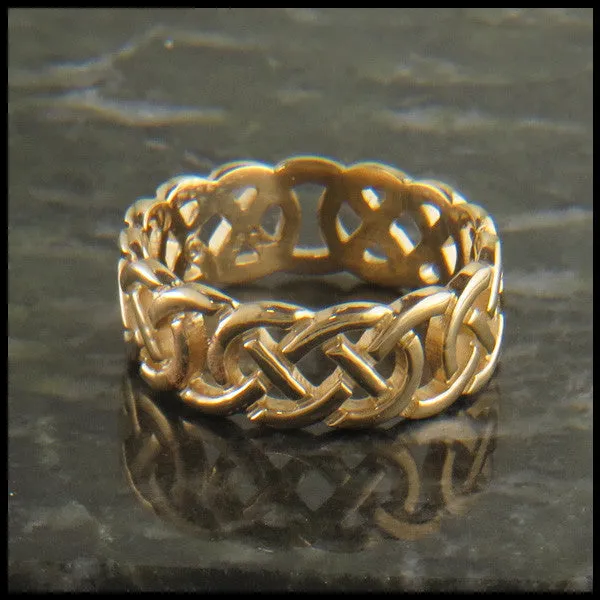 Open Josephine's Knot ring in 14K Gold