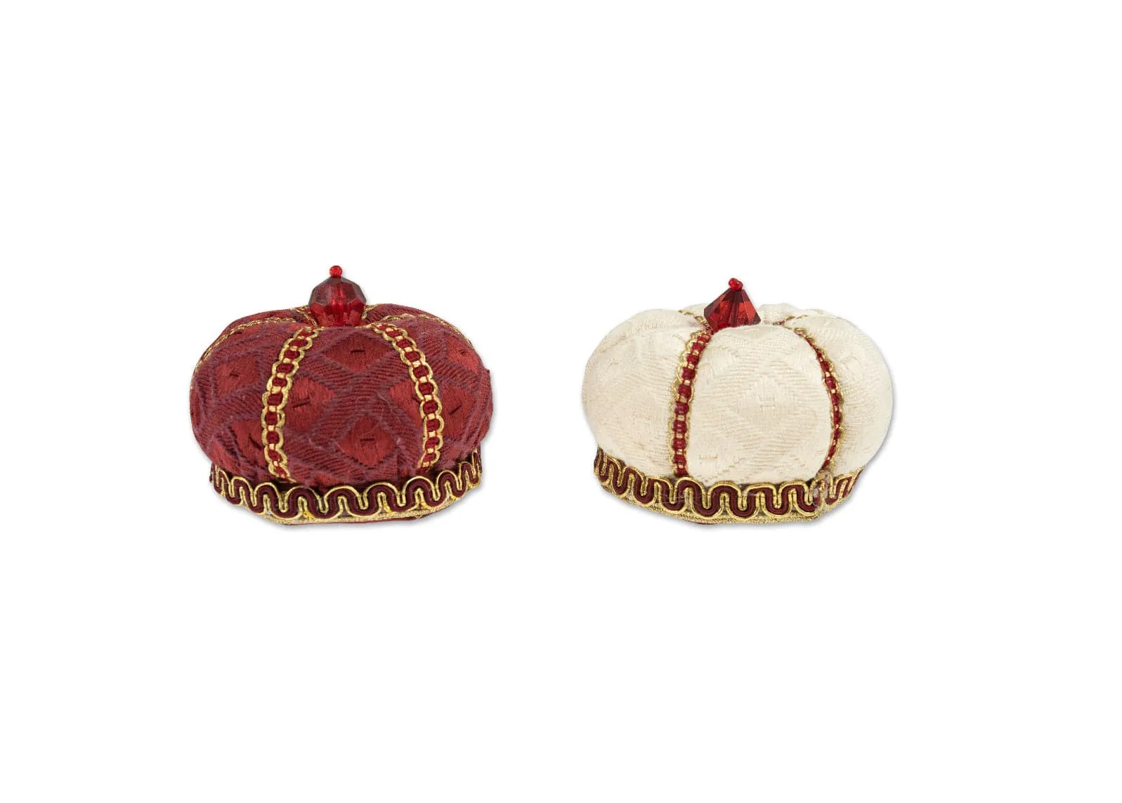 Pincushion: Crown