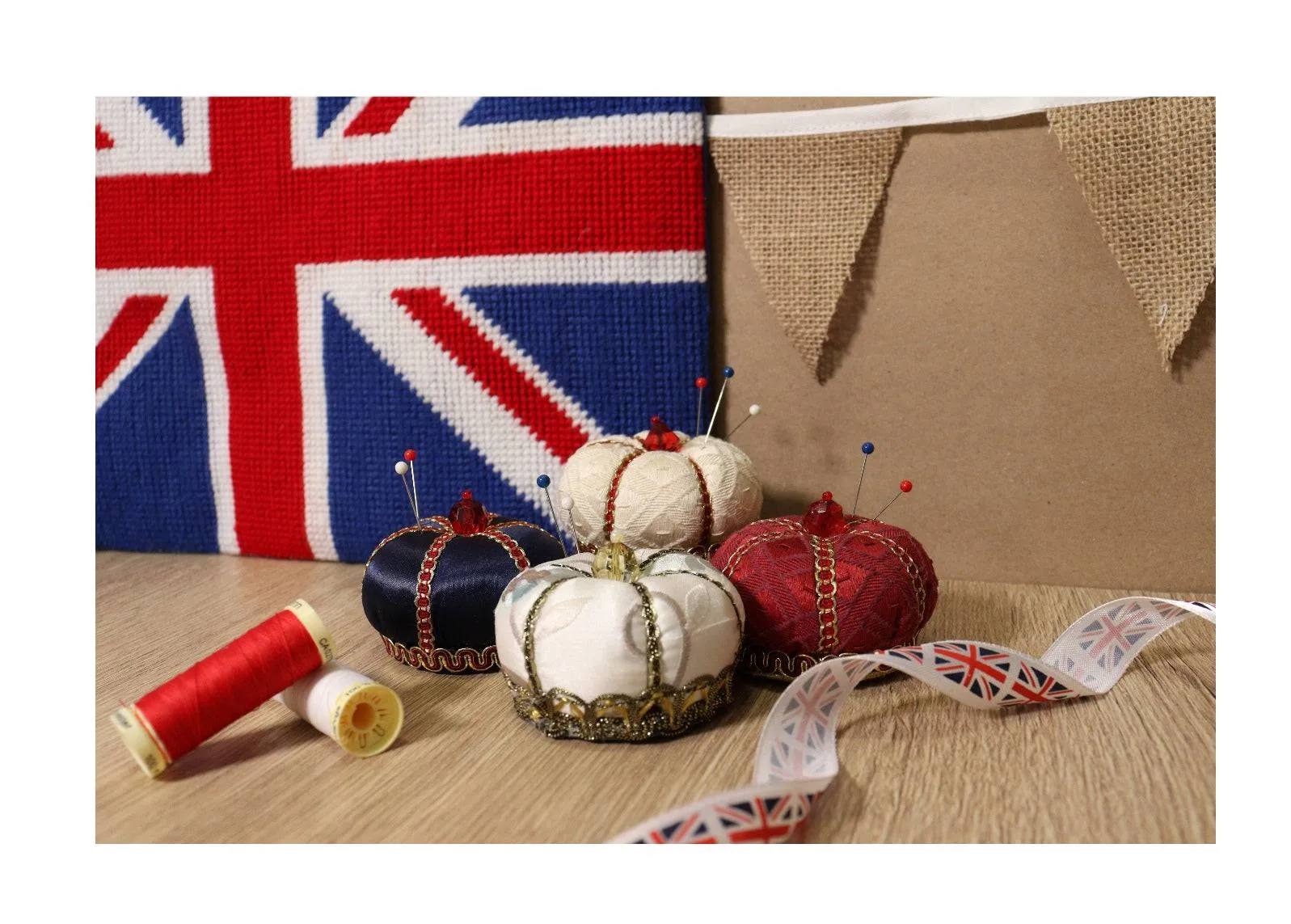 Pincushion: Crown