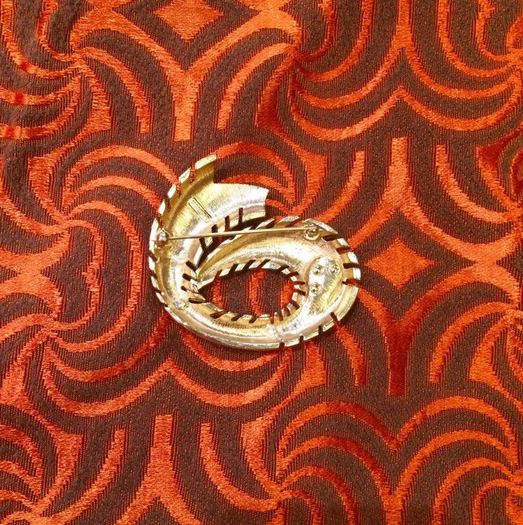 Retro 70s brooch by Monet
