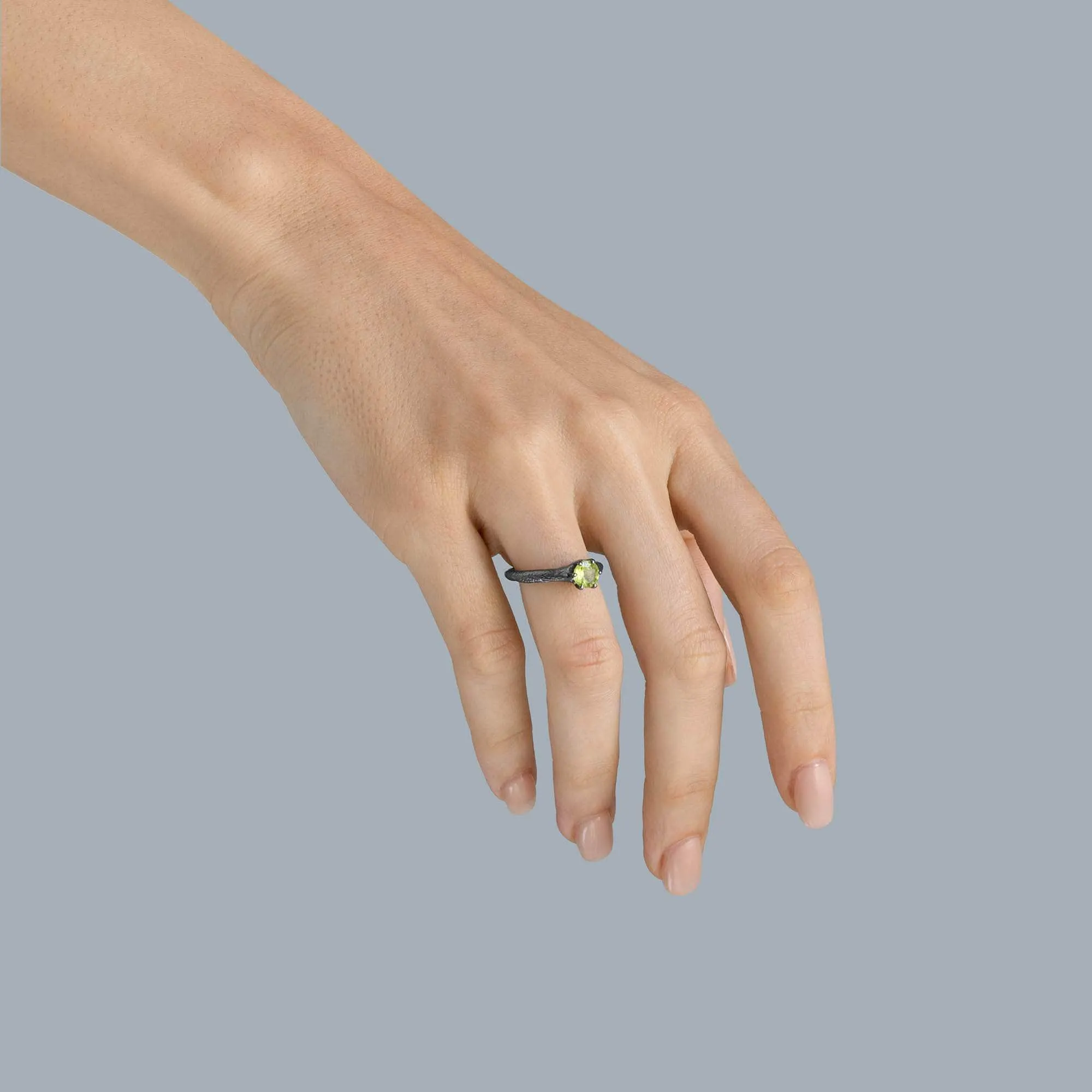 Shobu Peridot Ring