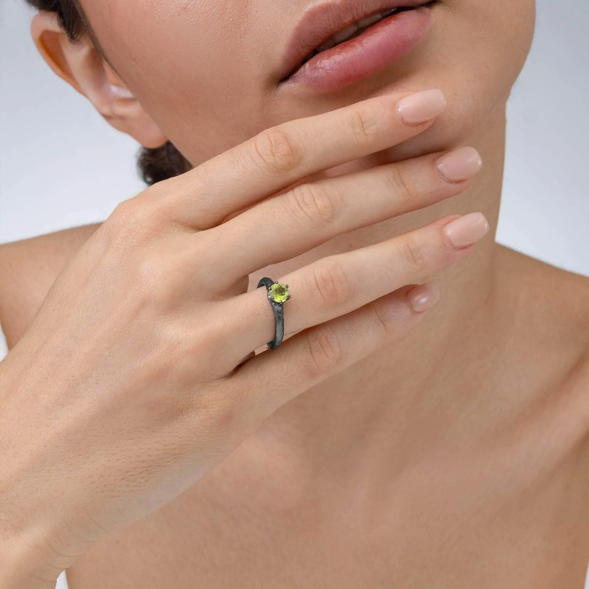 Shobu Peridot Ring