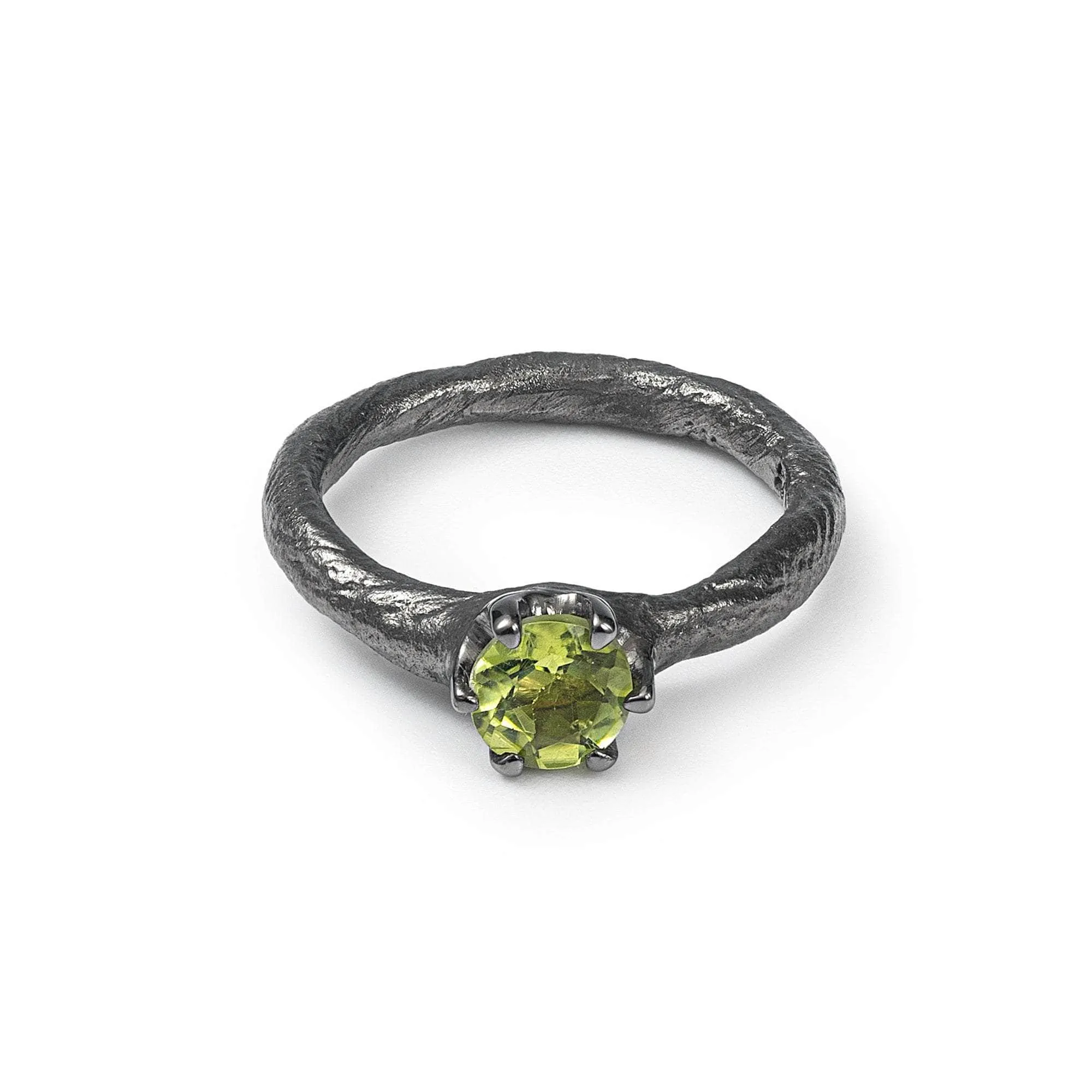 Shobu Peridot Ring