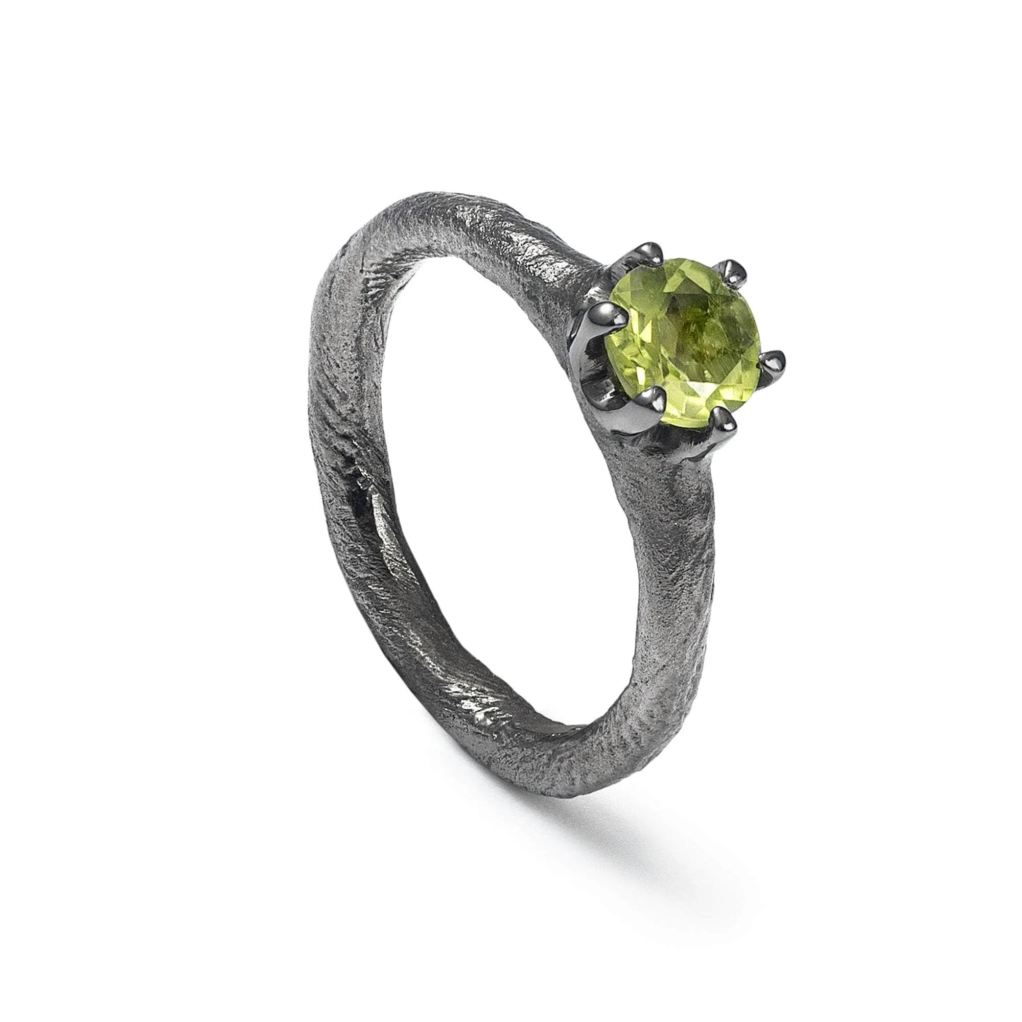 Shobu Peridot Ring