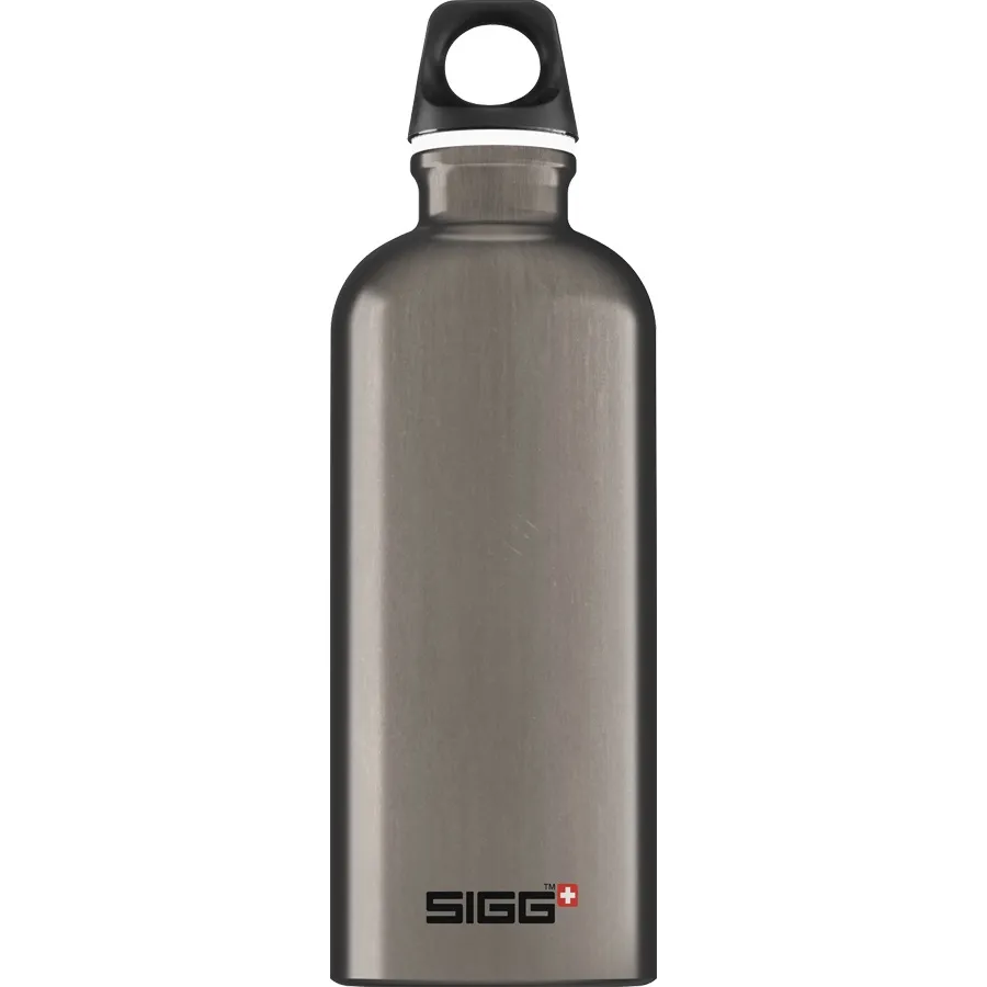 SIGG Traveller 0,6L Smoked Pearl | Buy SIGG Traveller 0,6L Smoked Pearl here | Outnorth
