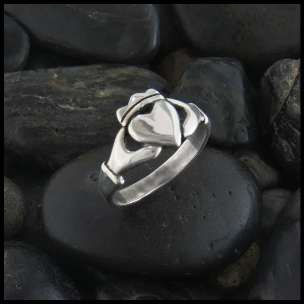 Simple Claddagh Ring in Silver