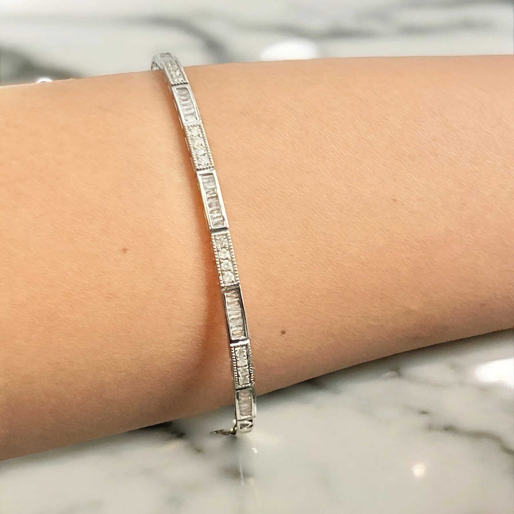 SINGAPORE SETTING ANNALIE DIAMOND BANGLE