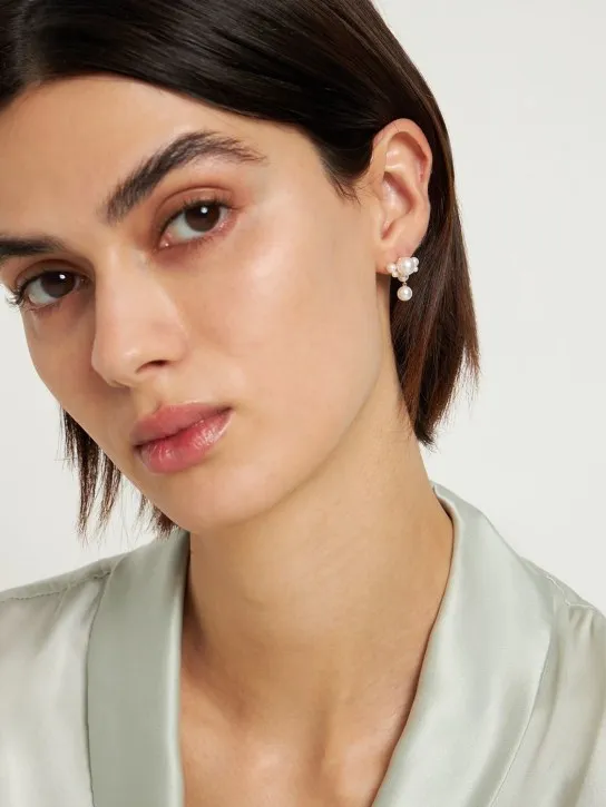 Sophie Bille Brahe   Grande Chambre de Perle mono earring 