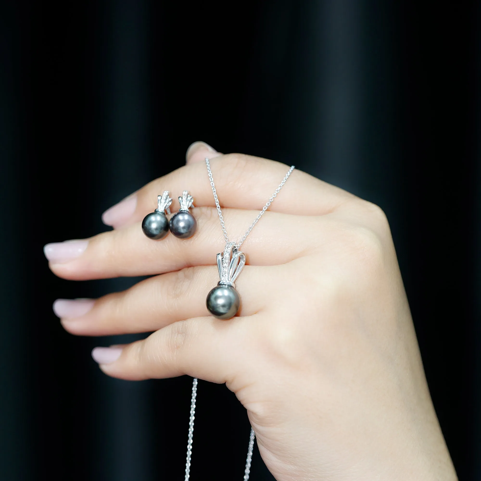 Tahitian Pearl and Diamond Drop Jewelry Set
