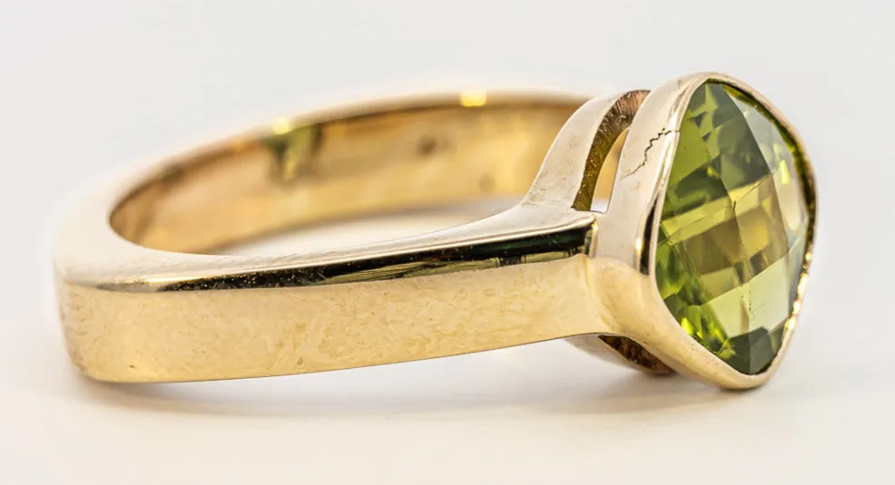 Unique Yellow Gold Peridot Ring (Men's/Women's)