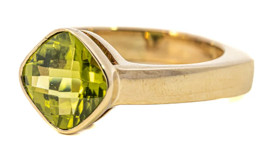 Unique Yellow Gold Peridot Ring (Men's/Women's)