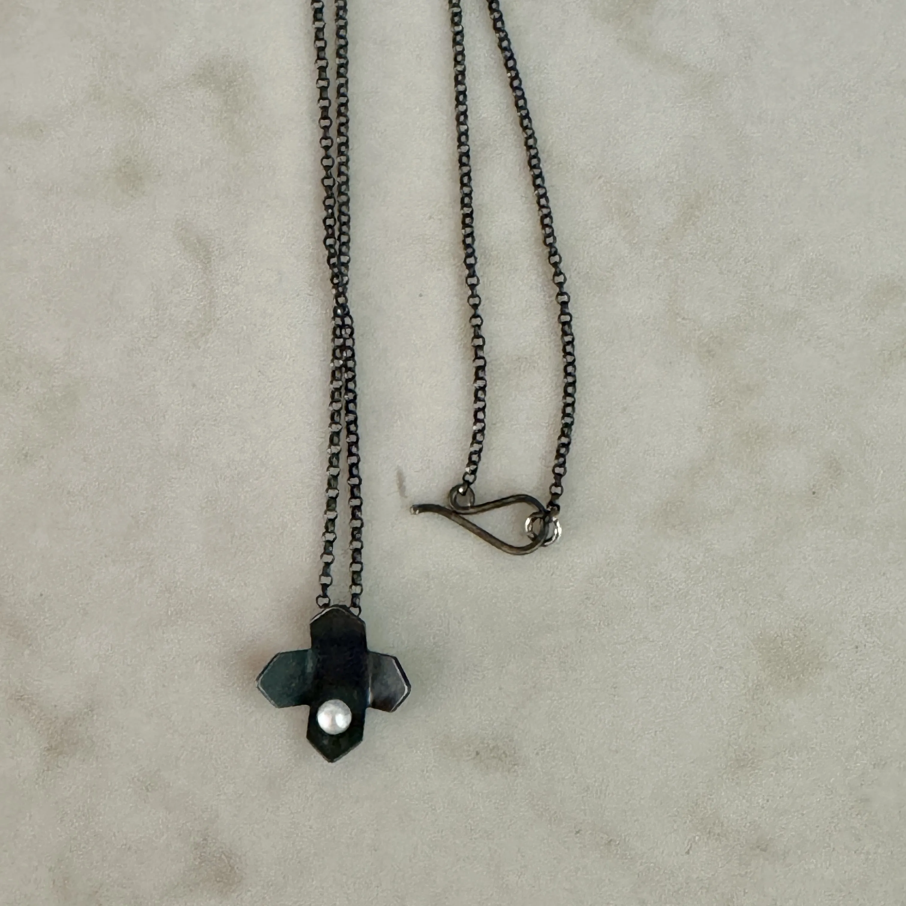 Urban flower necklace