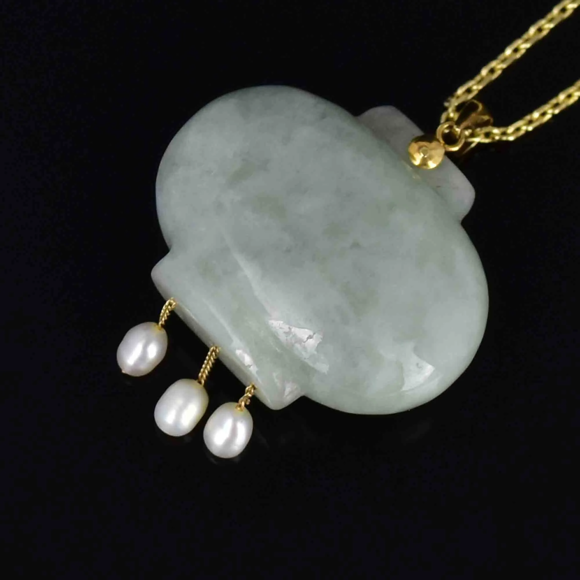 Vintage 14K Gold Carved Jade Peridot Pearl Pendant Necklace