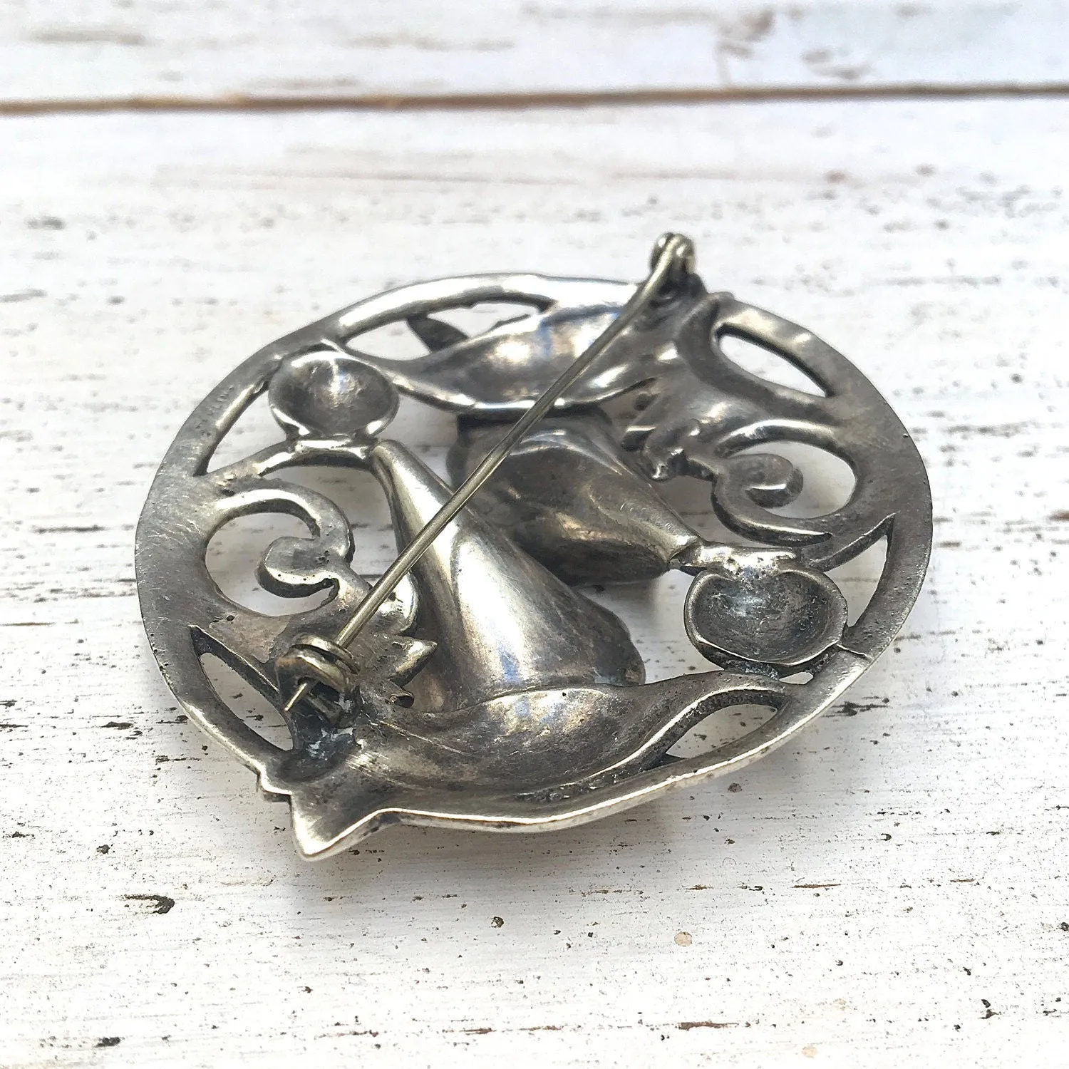 Vintage 30's Brooch | 30s does Art Nouveau | Sterling Silver Calla Lily Brooch | Art Nouveau, Hippie, Boho